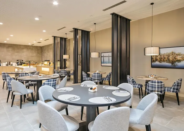 Acta Voraport Отель Барселона