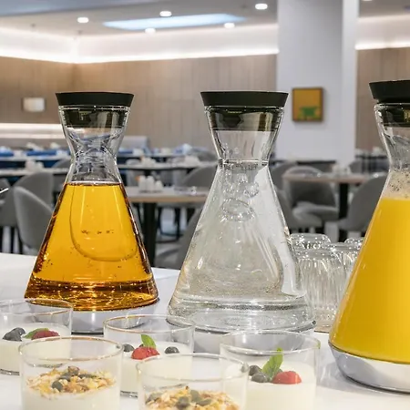 Szálloda Acta Voraport 3*