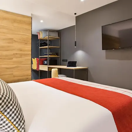 Hotell Acta Voraport Barcelona