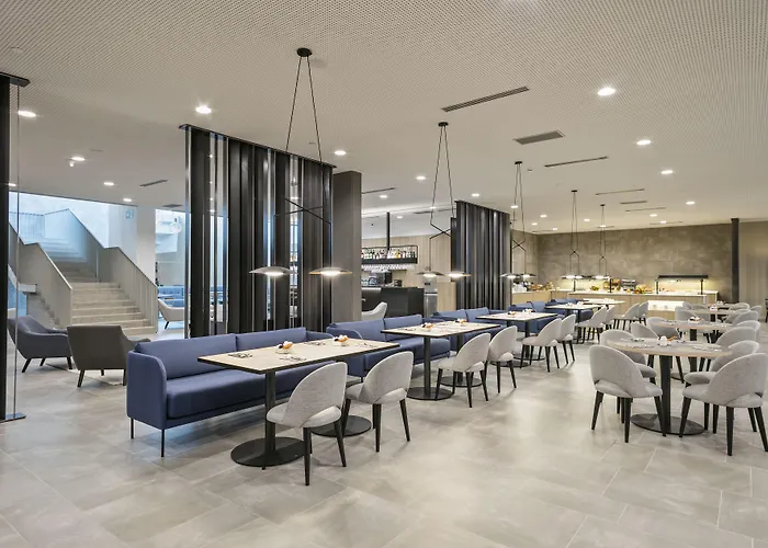 Hotel Acta Voraport 3*